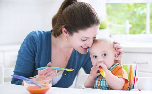 宝宝不能吃什么零食 什么零食不适合宝宝吃 宝宝不能吃的零食有哪些